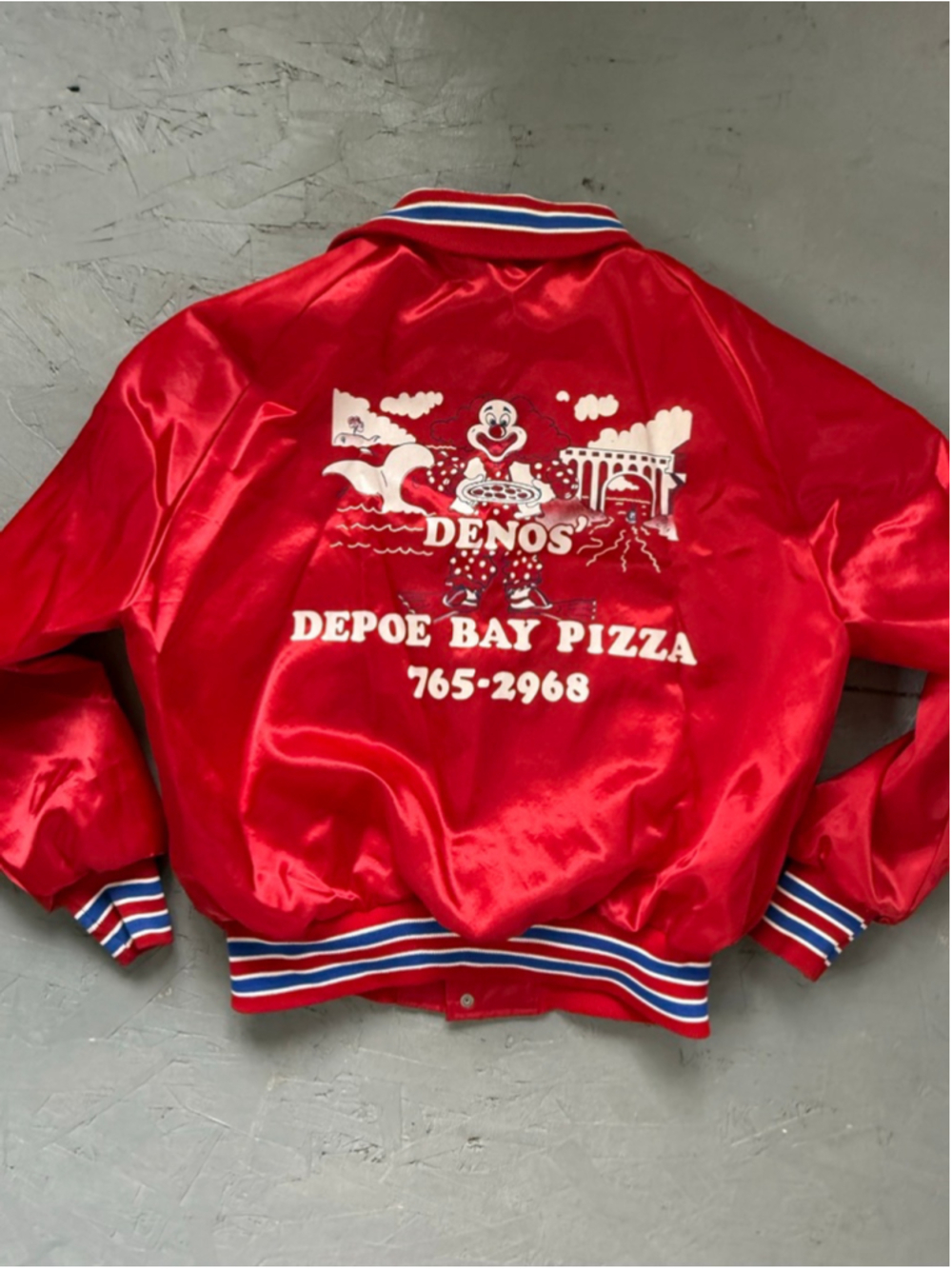 VTG 80s Denos Depoe Bay Oregon Pizza Satin Bomber Jacket Red M